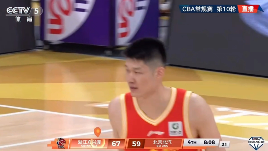 北京双塔又怎样？胡金秋低位背打曾凡博 周琦来协防也被戏耍