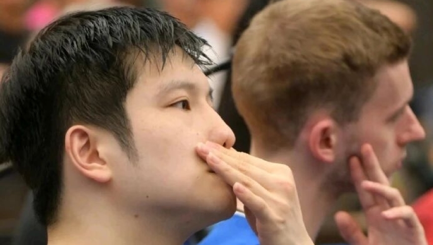 连败后，外国队友、教练、国乒功勋教练都在为樊振东发声！却还有中国网友在幸灾乐祸