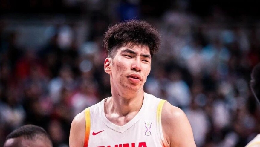 男篮首战解析：没有必要恐慌，但确实一言难尽…