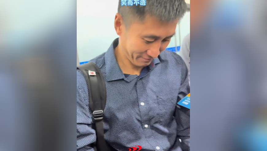 太逗了！马宁也有今天？被提问：苏超激烈还是中超激烈？笑而不语