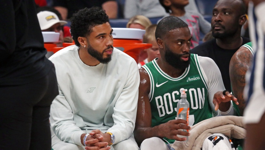 术后不到10个月，塔图姆上演王者归来！骑士哈登迎来最大争冠劲敌