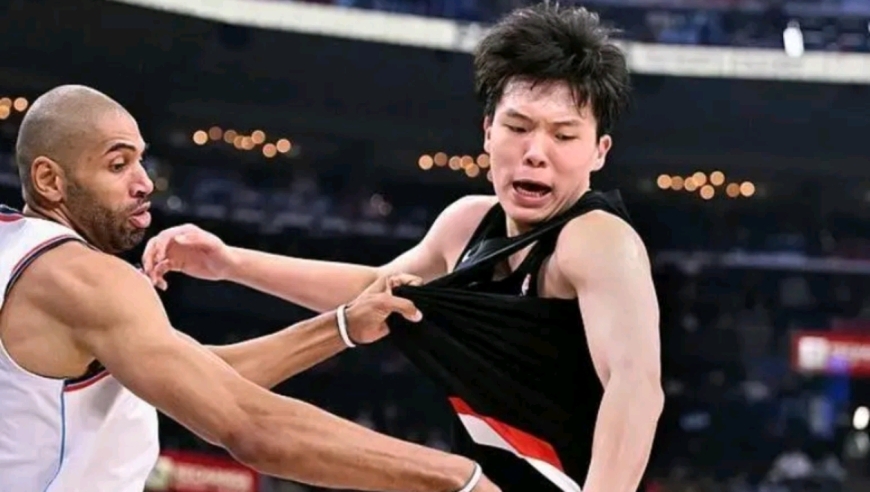 菜是原罪？杨瀚森吃烤肉被喷，约基奇喝可乐东契奇吃汉堡却成美谈！