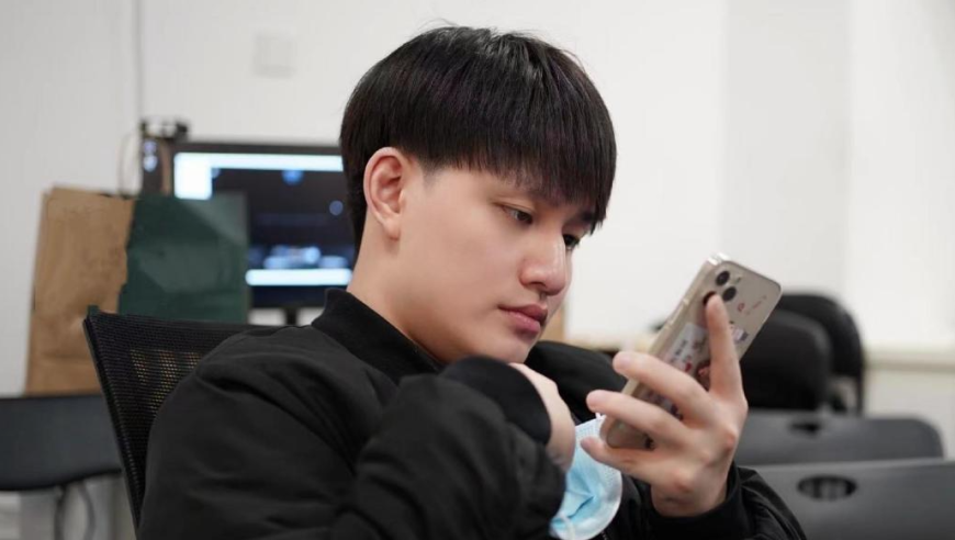 Uzi杯Mark迟到1小时，Uzi发火怒斥：不想打就滚，以后直接拉黑了