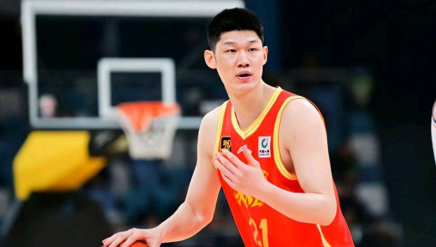 新疆广厦决胜时刻：广厦落后9分打出一波18-2 胡金秋跳投收比赛