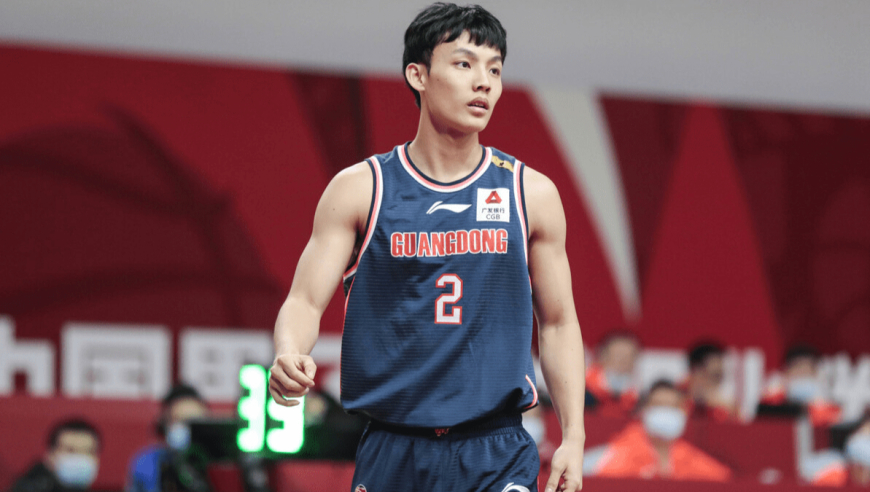 真外援水平！徐杰vs山东集锦：高效砍下22+8 命中神仙三分