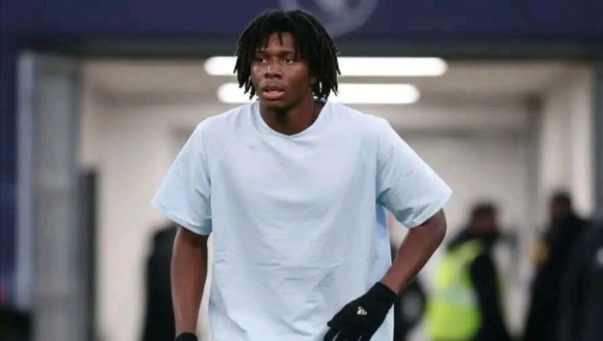 曼联官宣多古伤情，恐缺阵长达10周！一人受影响无法转会气愤失望