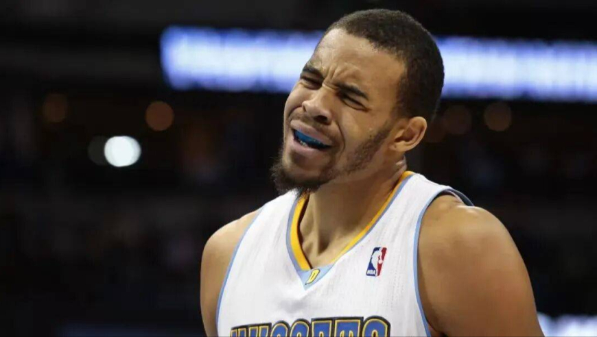 麦基五大囧合集：各种离谱操作笑喷众人 诠释&ldquo;脖子以下全是顶配&rdquo;