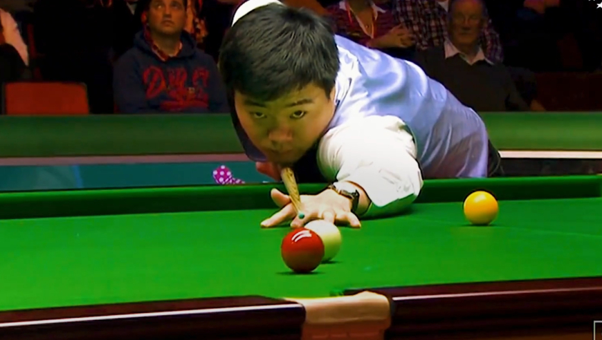 体坛记忆｜丁俊晖一杆神级防守，上手就超分，塞尔比点头认输太无奈