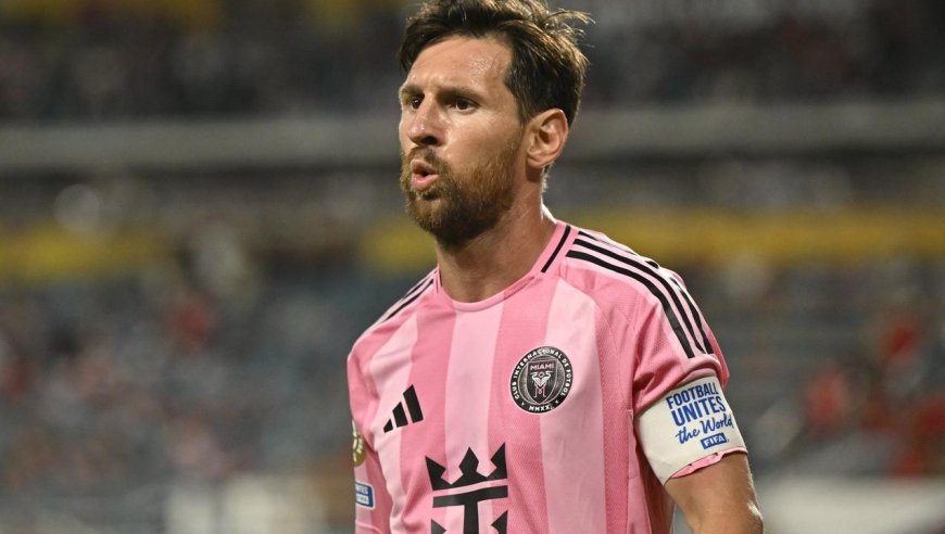 世俱杯首胜！迈阿密2-1逆转波尔图：梅西任意球世界波苏牙失良机