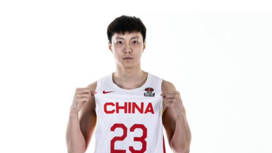 失望！男篮赢球他却开心不起来，7投0中，在场输11分