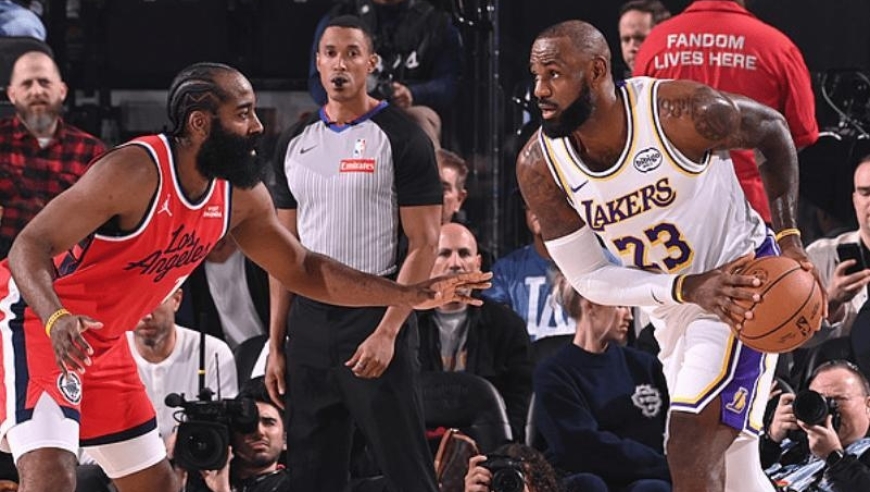 东契奇重伤！詹姆斯36分破纪录，湖人惨败快船！一战认清5个事实