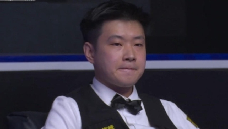 失误不断！赵心童2-5遭爆冷，单日第3位世界冠军出局，8强决出第5人