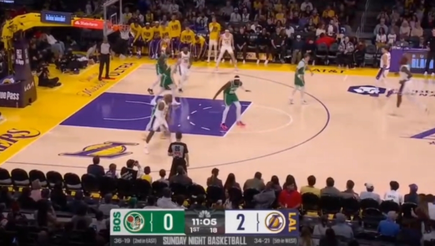 詹姆斯生涯迎来里程碑 湖人对阵凯尔特人全场回顾