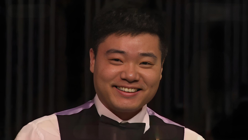 体坛记忆｜丁俊晖自创耍赖式解球，对手折磨到手感全无，裁判忍俊不禁
