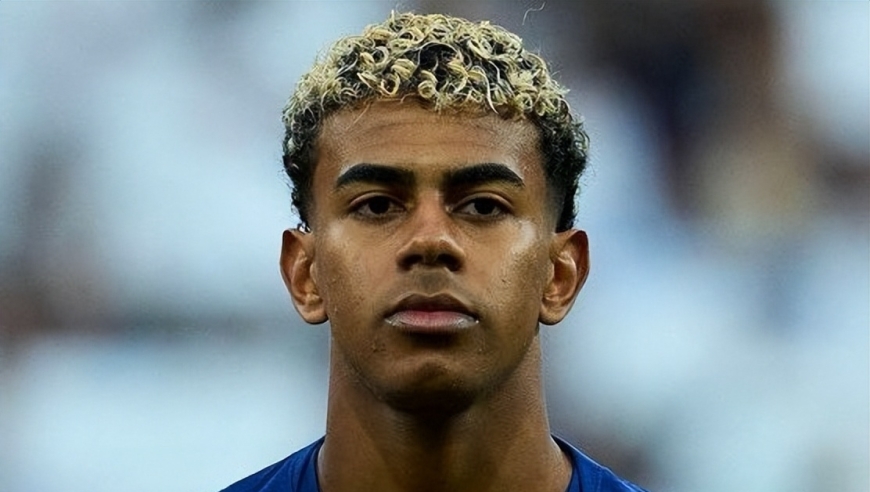 11月独造6球助巴萨反超皇马，亚马尔言论再引争议：我不想成梅西