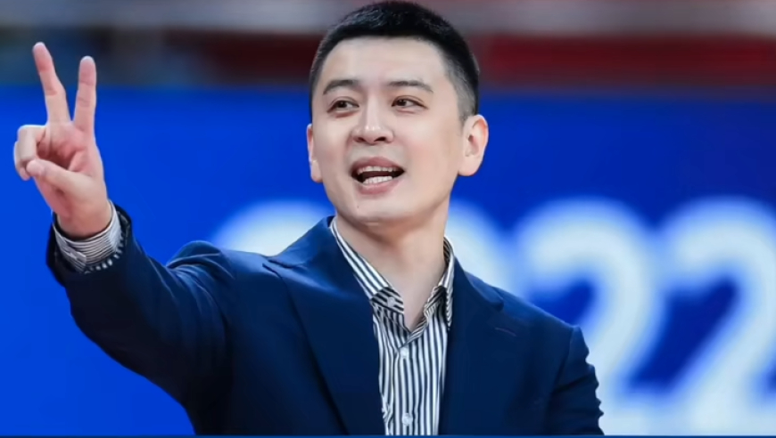 官宣下课仅1小时后，杨鸣亲自发声道歉！已找到下家，重回老本行