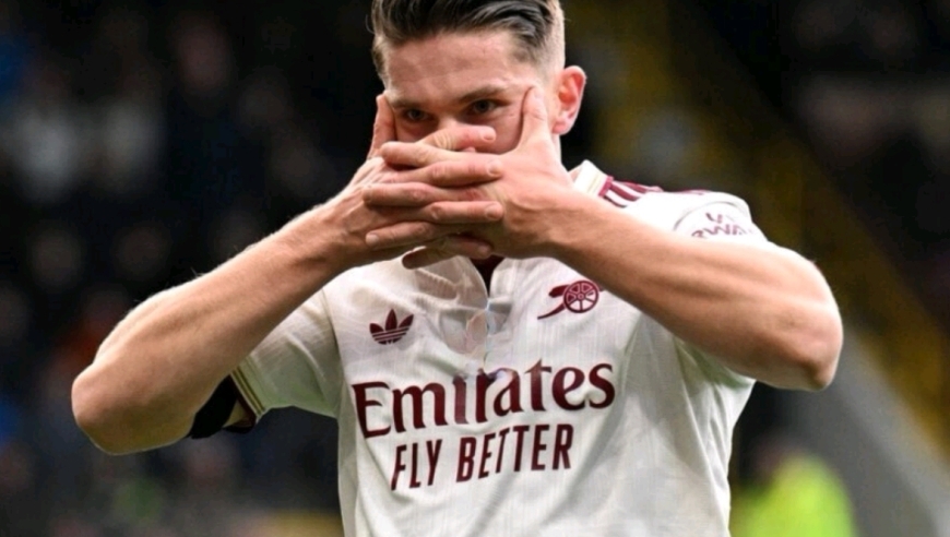 英超冠军争夺阿森纳无对手，争四大战异常惨烈，两分差了7个名次