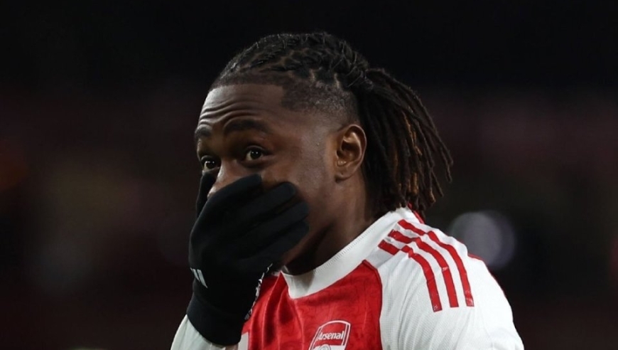 埃泽踢疯了！北伦敦德比戴帽，47年第一人，7战热刺轰6球