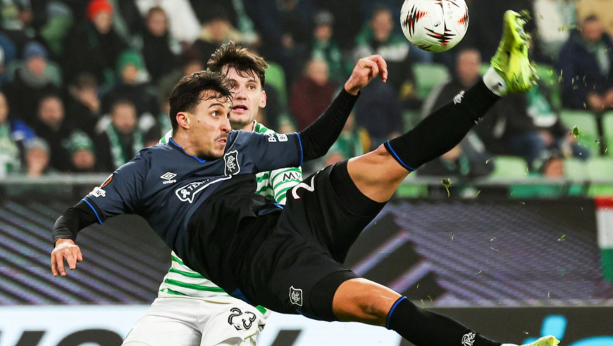 足坛同夜五佳球：流浪者前锋炸裂凌空侧钩 水晶宫悍将精彩一条龙破门