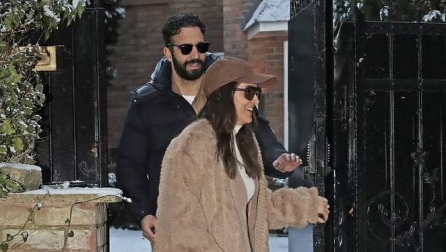 下课第1天阿莫林笑容满面！遣散费975万 与妻子出门开心逛街