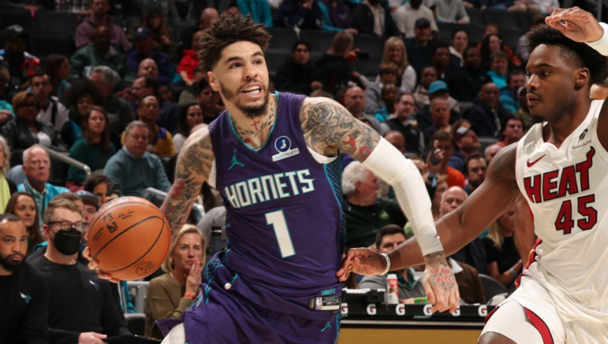 黄蜂30分大胜热火！三球轰30分6板13助：正负值+32太狠了