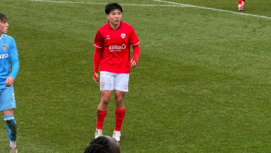 U23国足队长留洋迎突破！身披10号斩获首助，单场助攻双响率队2-1绝杀