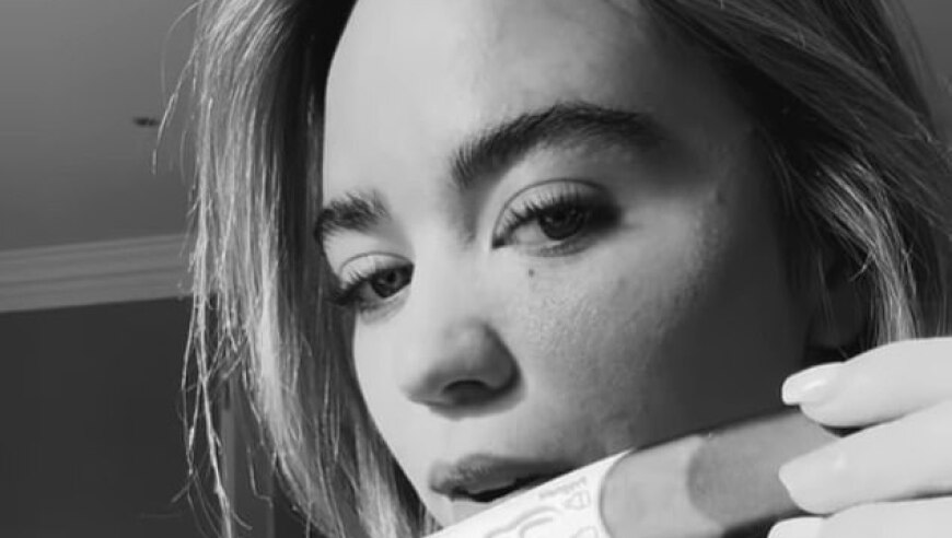 曼联名宿罗伊-基恩的儿子举行婚礼，基恩正装出席