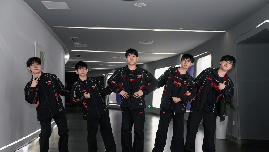 战胜TES后，Xiaoxu发文：季后赛开门红，下场继续加油兄弟们