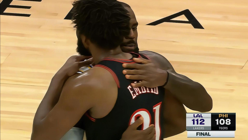 湖人76人生死时刻：马克西关键三分 詹姆斯一攻一防助湖人定胜局