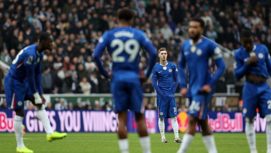 切尔西防线太抽象！多角度还原两粒丢球：中场被断解围踢空卧龙凤雏