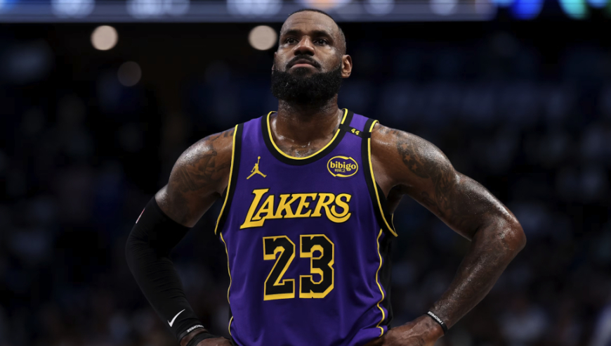 詹姆斯落选全明星首发！连续21年纪录被中断 自新秀赛季后首次无缘引热议