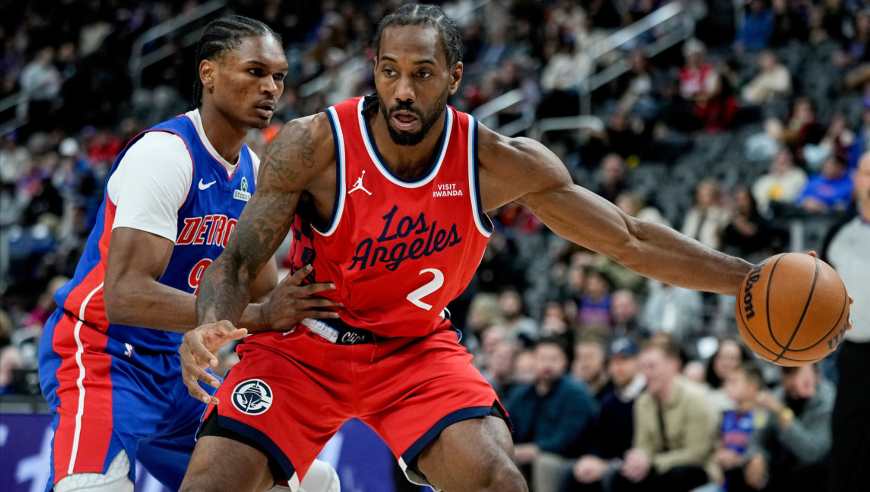 定海神针！莱昂纳德独得7分 带队光速轰出12-0瞬间追至2分