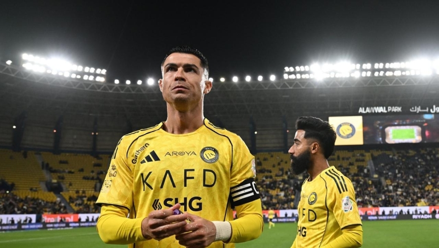 41岁C罗获评9.3分：无敌双响炮，率队10连胜+登顶，太牛了