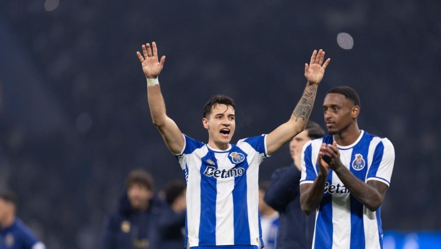 3-0，穆帅争冠劲敌豪取10连胜，一夜甩本菲卡队10分