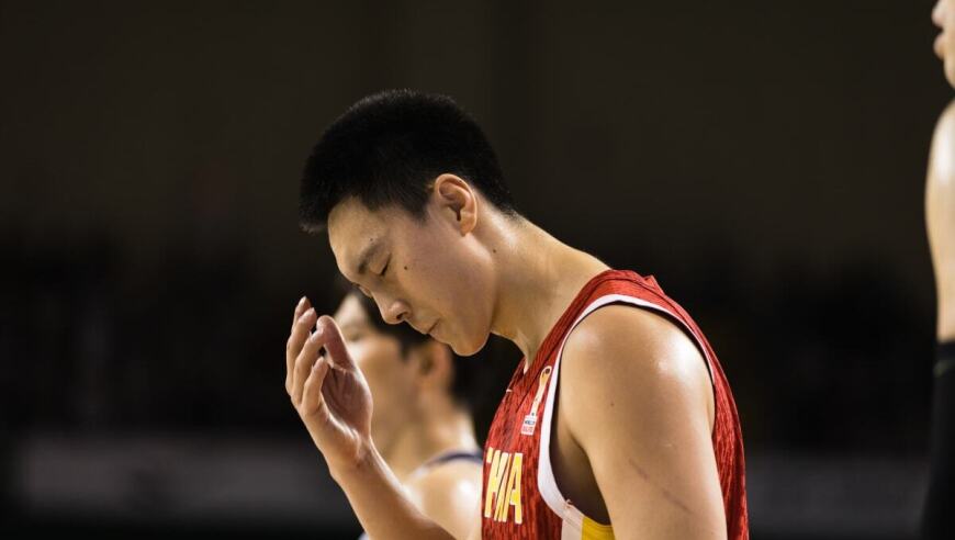 两场比赛12中0，这样的球员竟然还能在中国队得到大量出场时间？