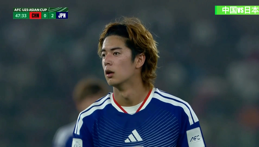 稳住！大关友祥射门再度发生折射 日本角球机会越位裁判晚响哨