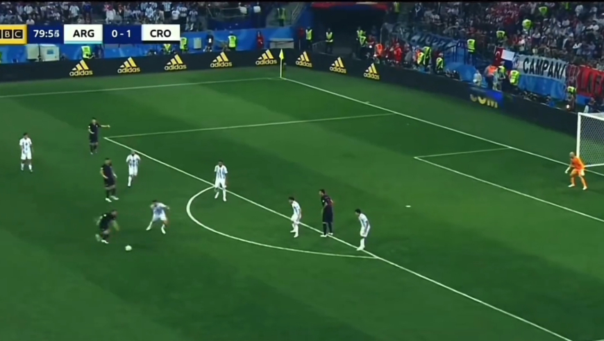 体坛记忆｜震惊足坛十大神级进球，个个都精彩绝伦