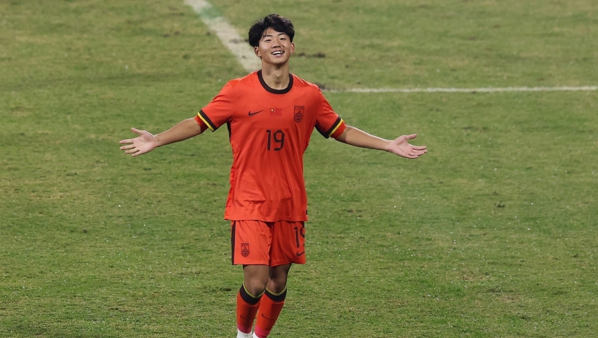 喜讯！国足16岁新星留洋欧洲豪门，俱乐部：近30年最具天赋的球员