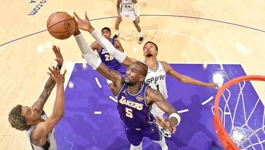 1+1<2！湖人隐患爆发：内线组合同场效率竟负值！詹姆斯复出方能解局？