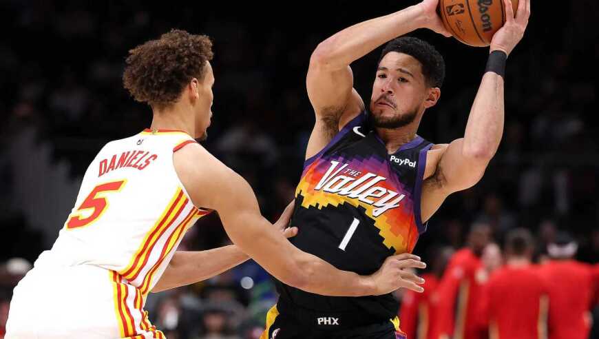 布克31分+格林双核伤退！太阳遭老鹰双杀 杰伦23+18+9