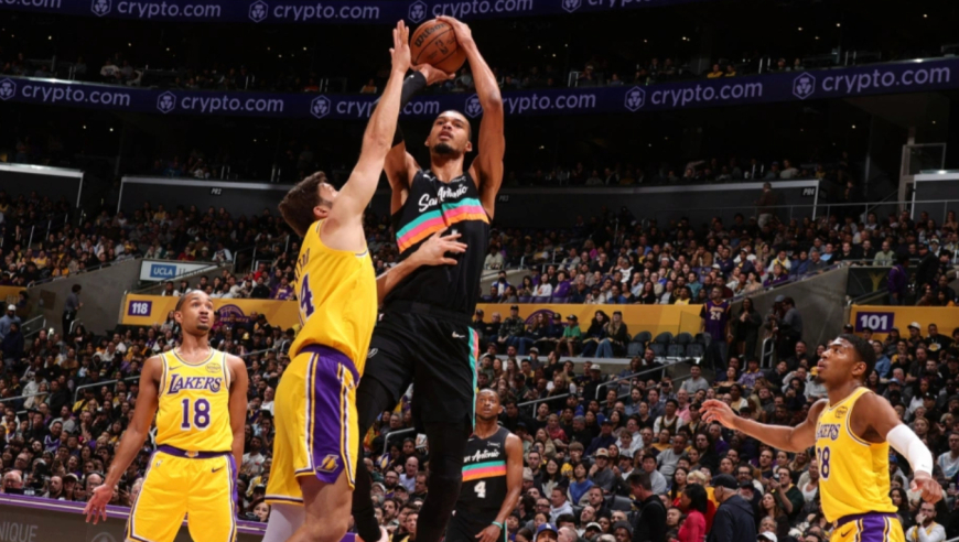 单节25分打爆湖人！文班进攻又变强？他天赋上限到底在哪？｜议起复盘