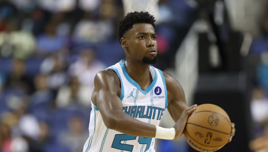 黄蜂狂胜55分！三球17+5创纪录，乔治7中2乐福5中1，新秀高效爆发