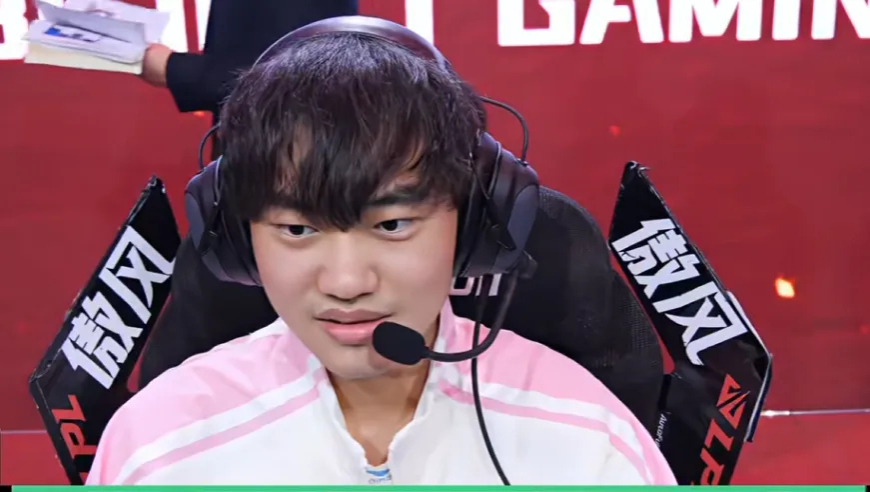 AL击败BLG斩获七连胜，成为大王，K皇还是不会沙皇