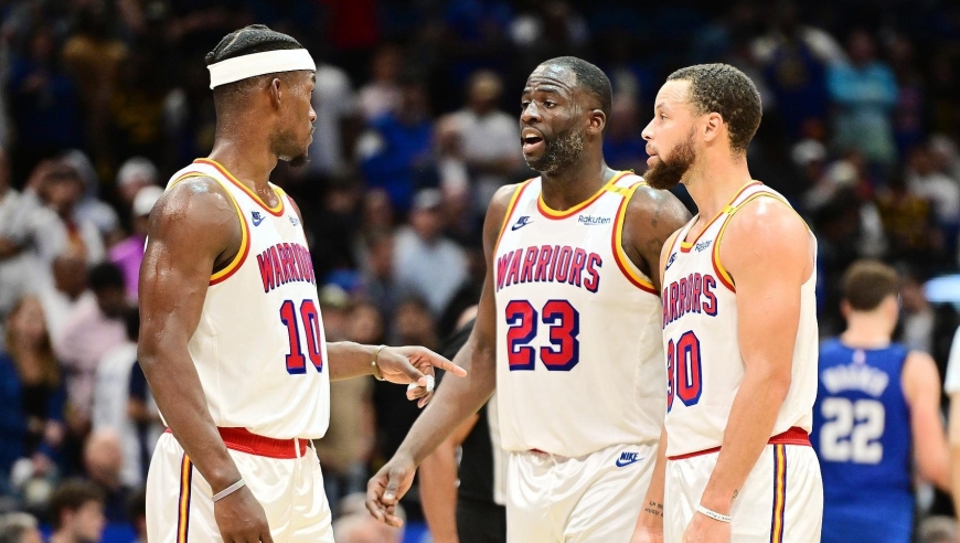 告别库明加？勇士酝酿三方交易！冠军锋线或联手库里，冲击第5冠