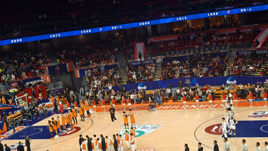 CBA积分榜：广东险胜回升第二，北京下降到第四，四川稳稳垫底