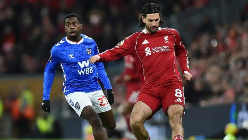 英超-利物浦1-1桑德兰无缘连胜，范戴克失误致丢球，维尔茨造乌龙