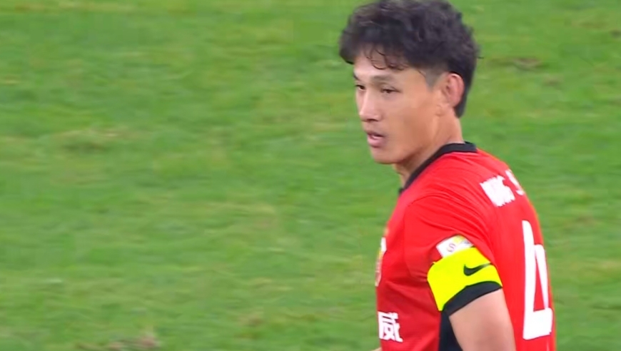 技惊四座！王燊超小角度凌空世界波破门，预定赛季最佳进球