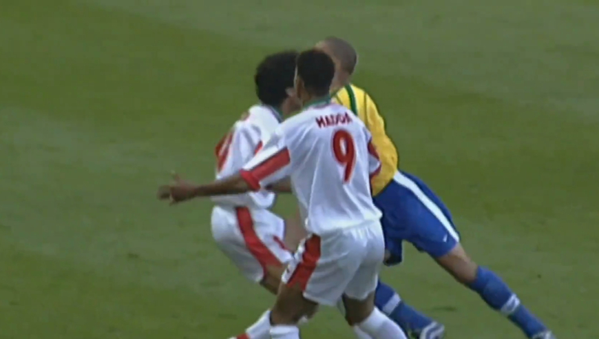 体坛记忆｜罗纳尔多世界杯比赛首球，原来那些熟悉的镜头都在这里！