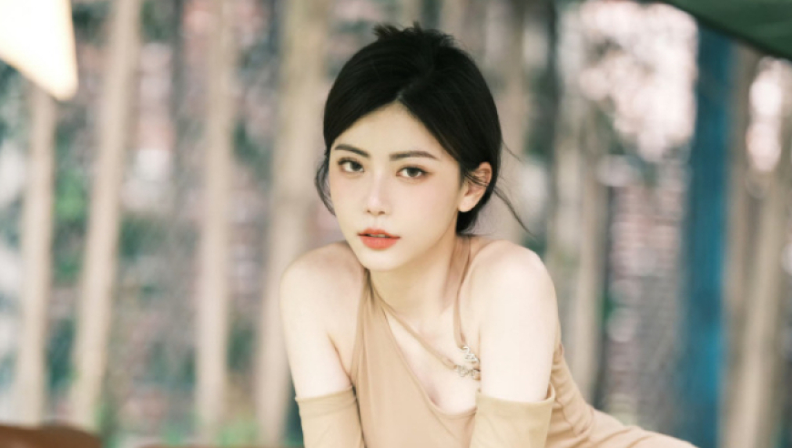 周淑怡拒绝参加年度盛典，不用粉丝刷礼物也能走红毯，承认资本介入了