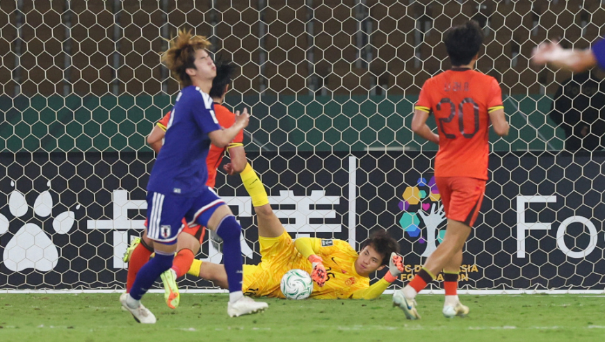 4-0给U23国足上课！日本以小打大+派8大学生仍卫冕亚洲杯，6战16球